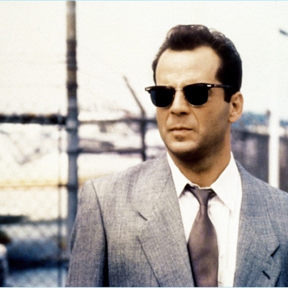 STUNNING Ray-Ban RB 3016 CLUBMASTER Blue Frame Grey Gradient Lenses UNISEX - Picture 11 of 16